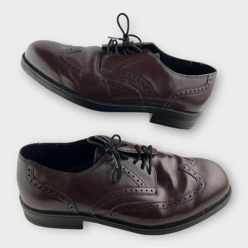 Hush Puppies Size 8.5W Burgundy Leather Wingtip Brogue Oxford Dress Shoe Classic